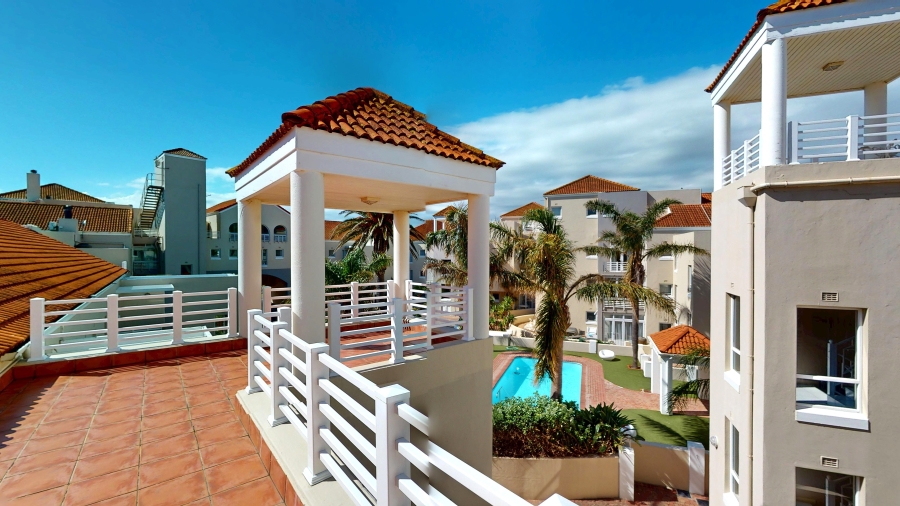 2 Bedroom Property for Sale in Harbour Island Western Cape